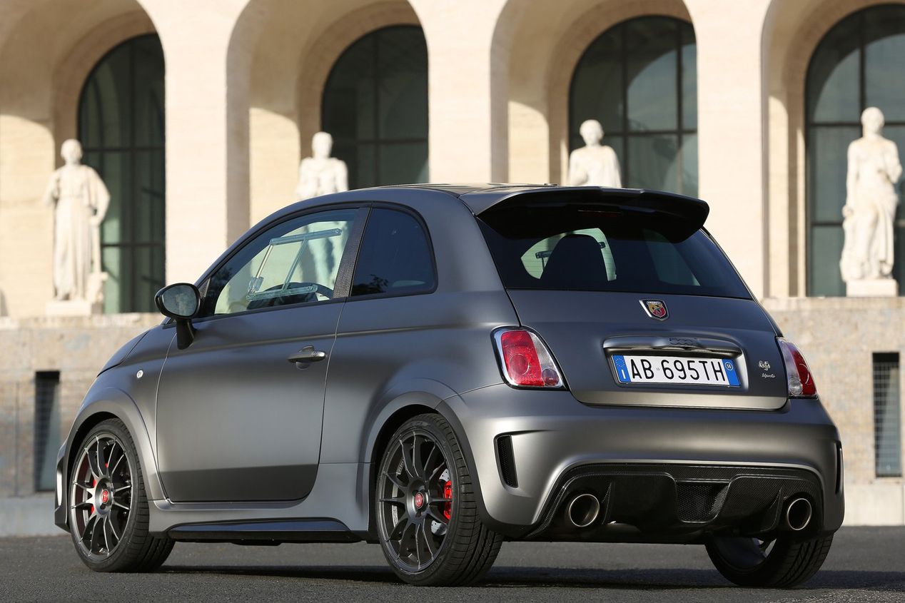 Abarth 695 Biposto