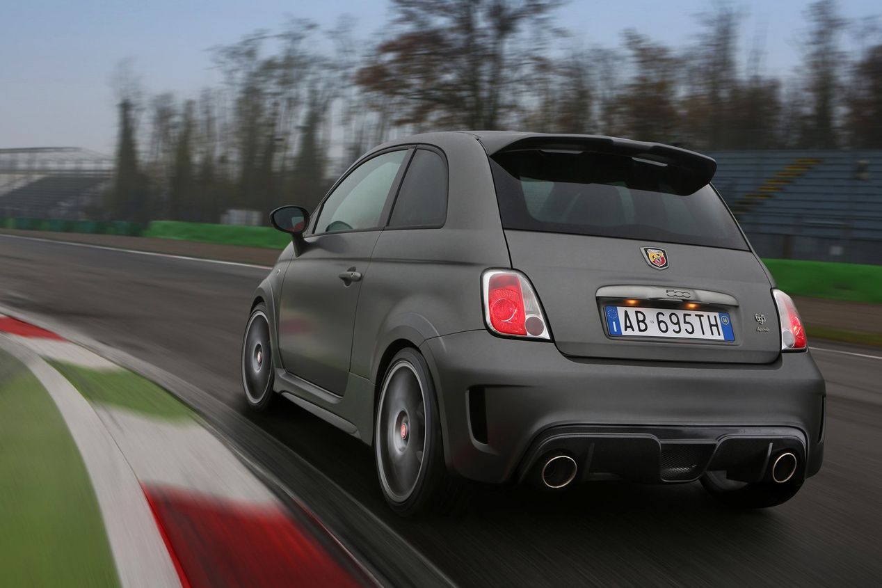 Abarth 695 Biposto