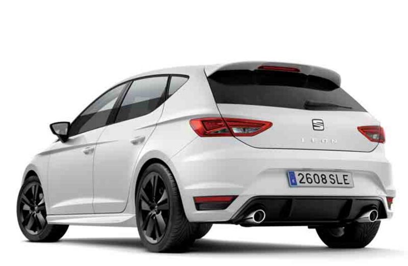 El Seat León, con nuevo kit aerodinámico