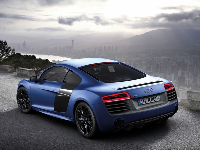 Audi R8 V10 Plus y Porsche 911 Turbo S, tecnología cara a cara