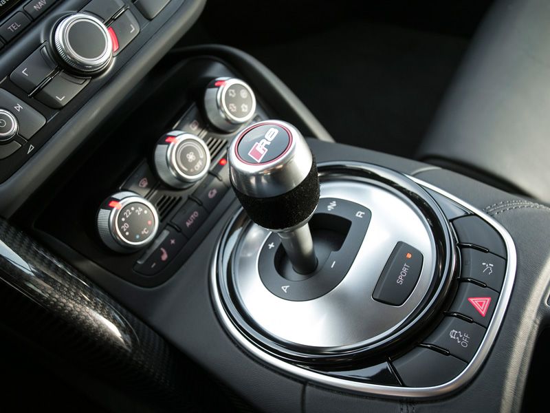 Audi R8 V10 Plus y Porsche 911 Turbo S, tecnología cara a cara