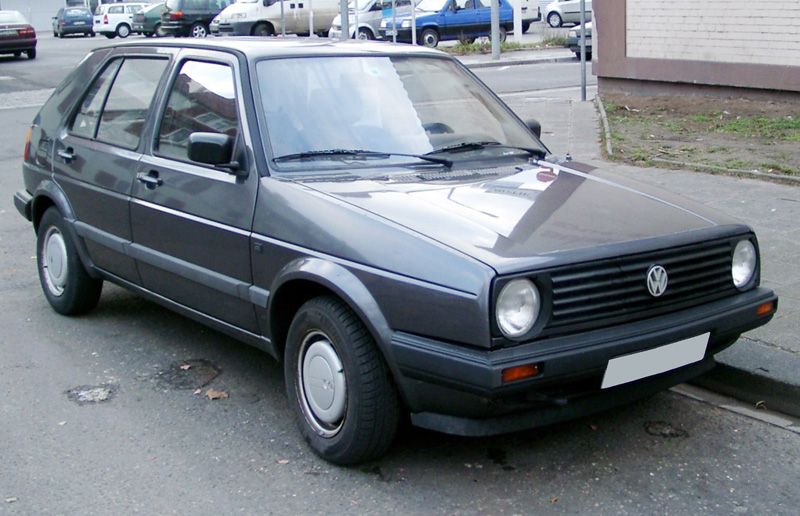 Los diez coches más emblemáticos de los 80