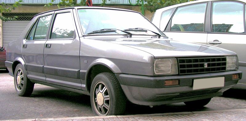Los diez coches más emblemáticos de los 80