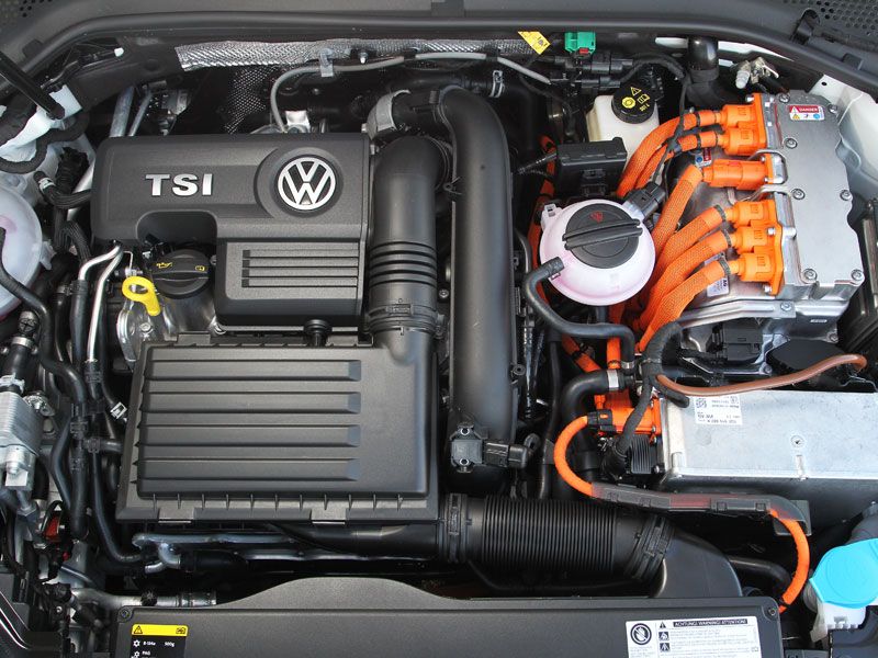 VW Golf GTE