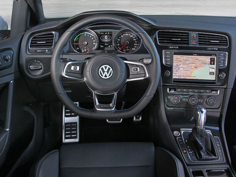VW Golf GTE