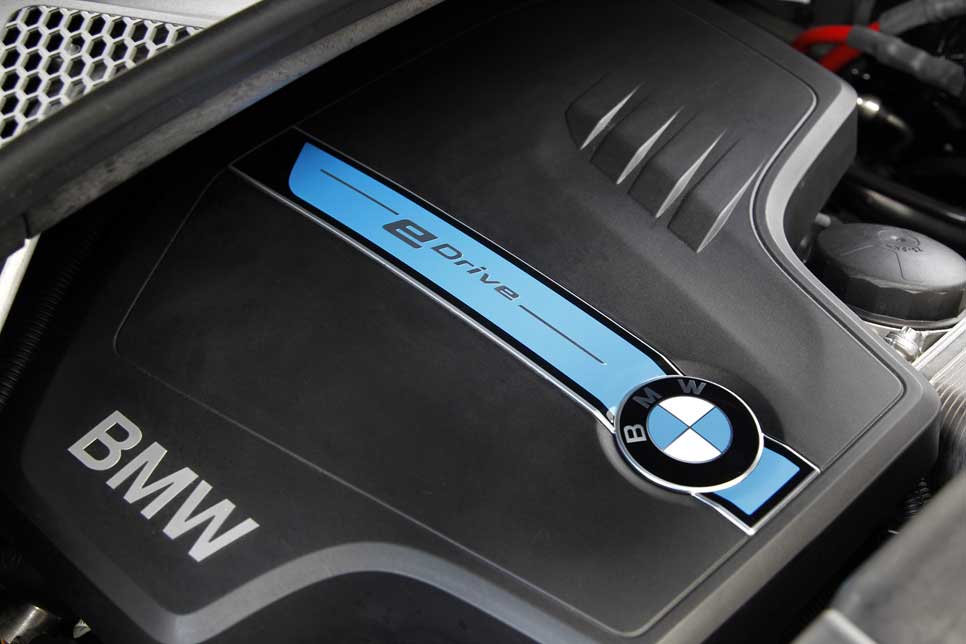 Contacto: BMW X5 eDrive prototipo