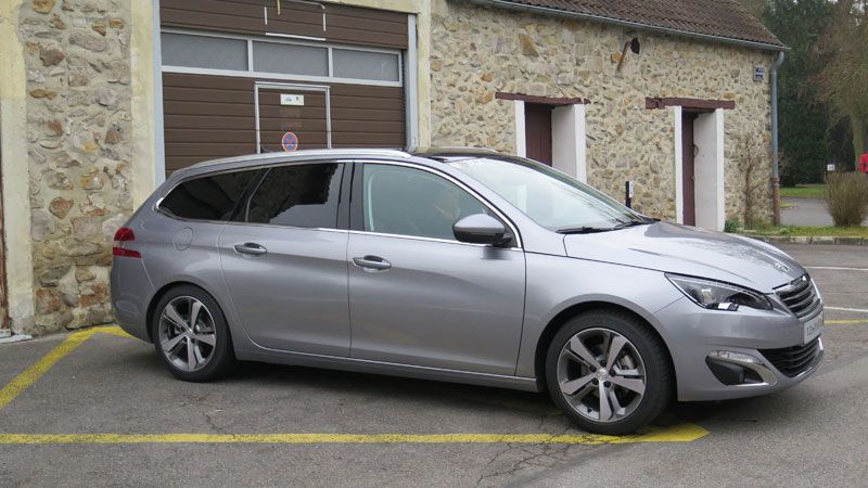 Contacto: Peugeot 308 SW 1.2 130 CV