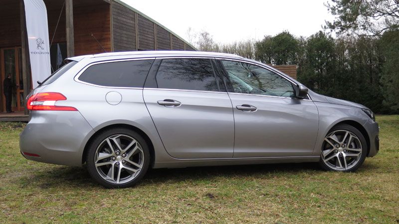 Contacto: Peugeot 308 SW 1.2 130 CV