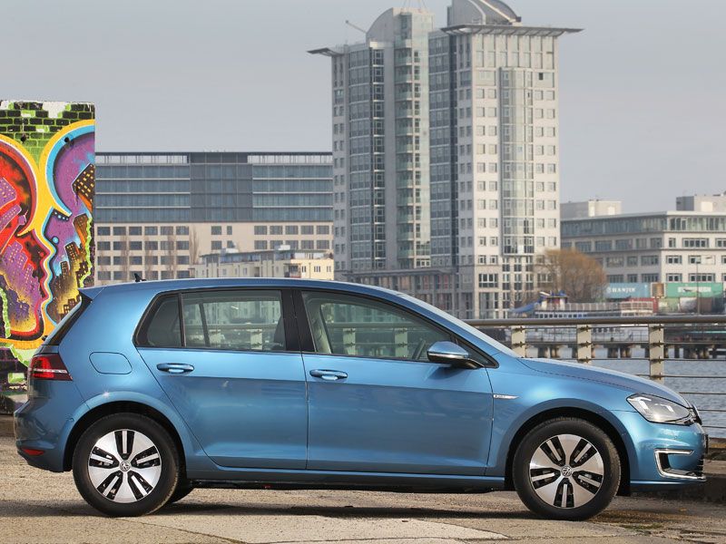 Contacto: Volkswagen e-Golf