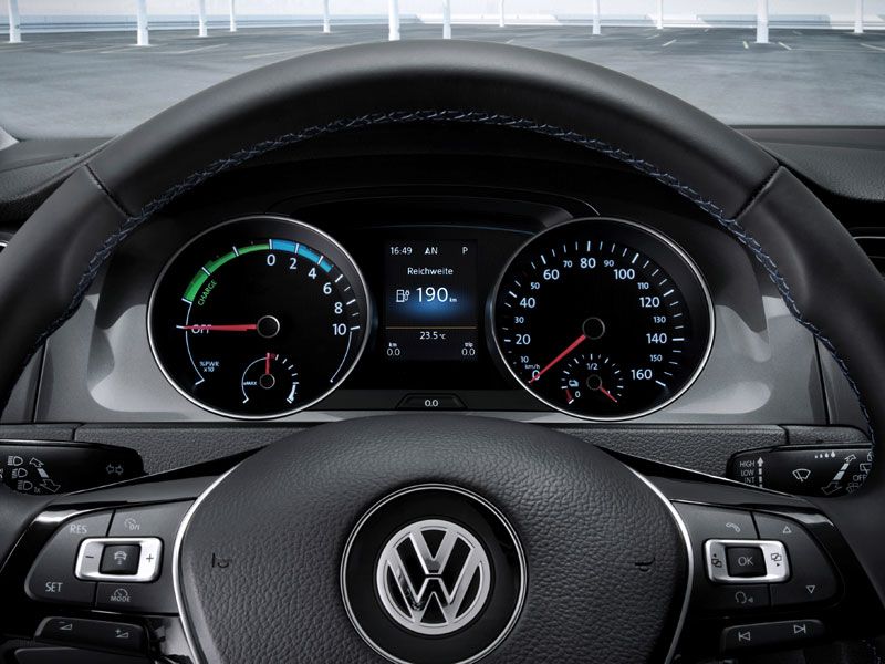 Contacto: Volkswagen e-Golf