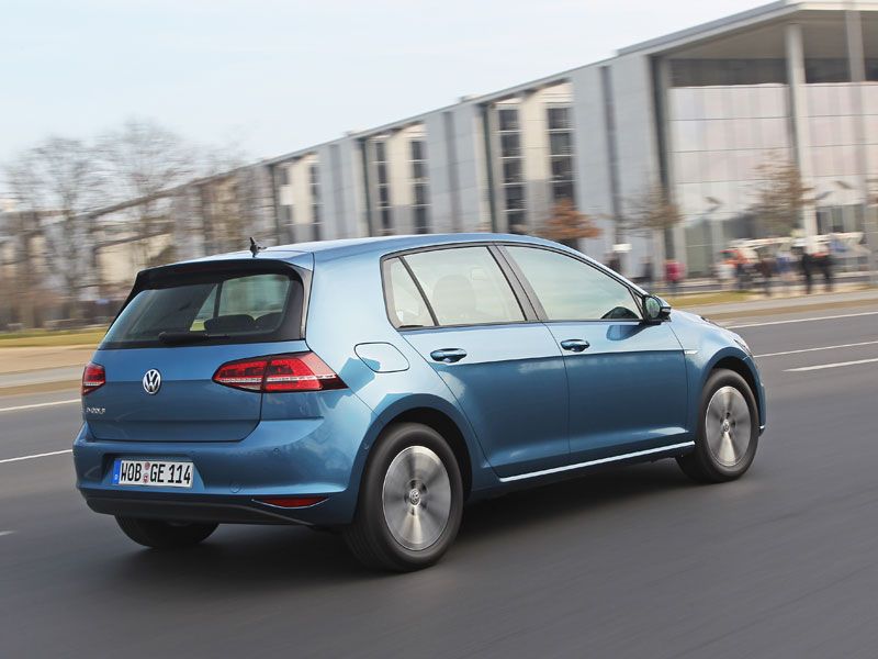 Contacto: Volkswagen e-Golf