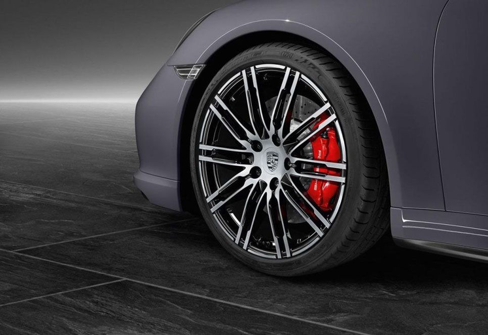 Porsche 911 Turbo Cabriolet por Porsche Exclusive