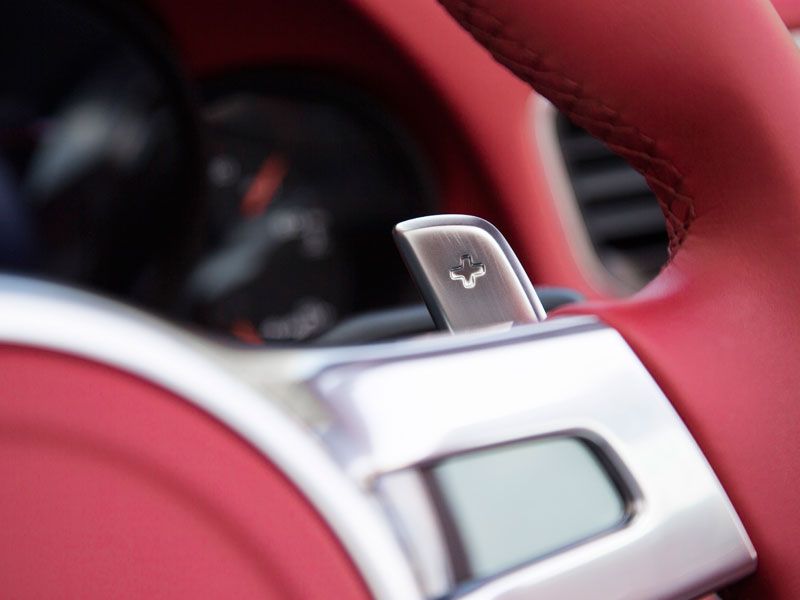 Contacto: Porsche 911 Targa,