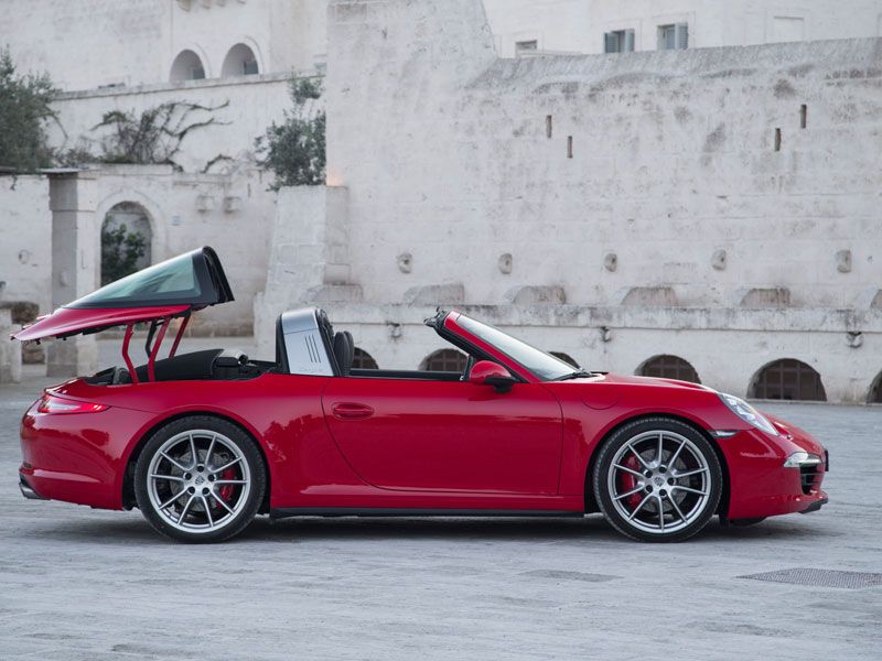 Contacto: Porsche 911 Targa,