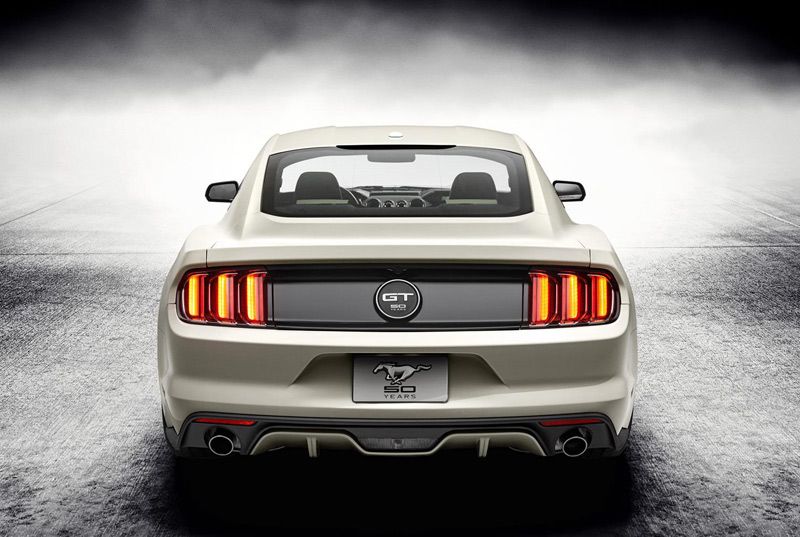 Ford Mustang 50 Year Limited Edition, regalo del 50 aniversario