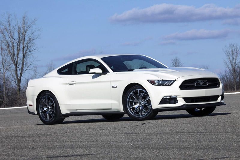 Ford Mustang 50 Year Limited Edition, regalo del 50 aniversario