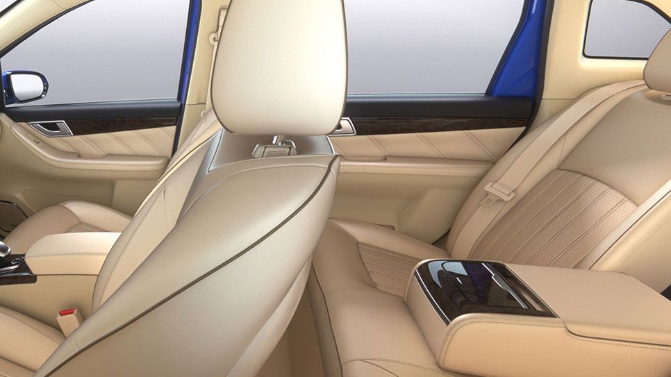 Daimler Denza EV