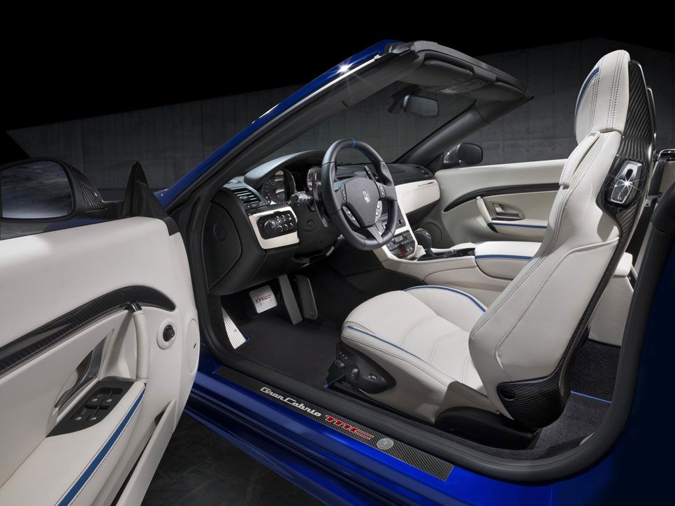 Maserati GranTurismo/GranCabrio MC Stradale Centennial Edition