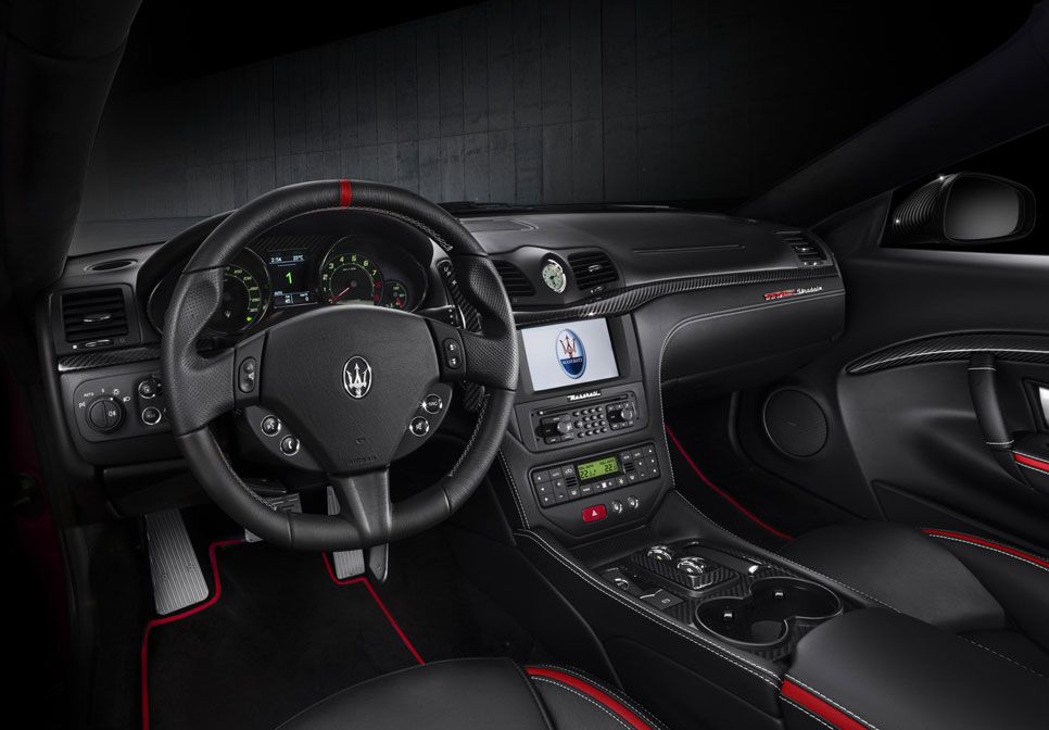 Maserati GranTurismo/GranCabrio MC Stradale Centennial Edition