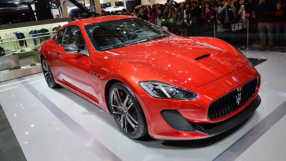 Maserati GranTurismo/GranCabrio MC Stradale Centennial Edition