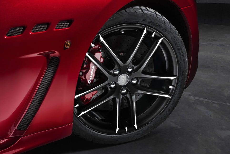 Maserati GranTurismo/GranCabrio MC Stradale Centennial Edition