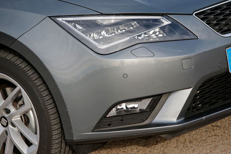 Comparativa: Citroën DS4 2.0 HDI Sport; Mazda 2 2.2D Luxury; Seat León 2.0 TDI Style