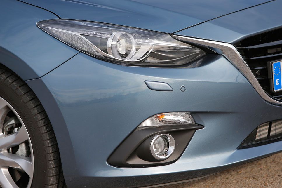 Comparativa: Citroën DS4 2.0 HDI Sport; Mazda 2 2.2D Luxury; Seat León 2.0 TDI Style