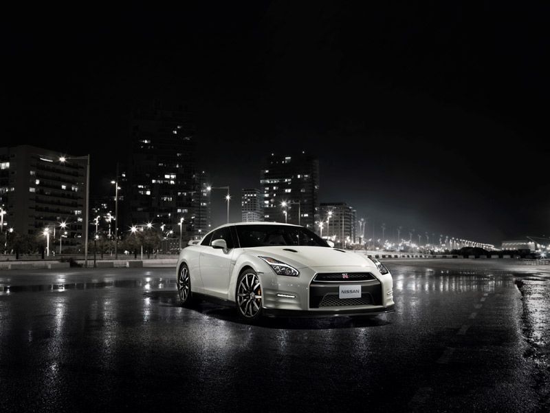 Nissan GT-R 2014, la bestia deportiva se actualiza