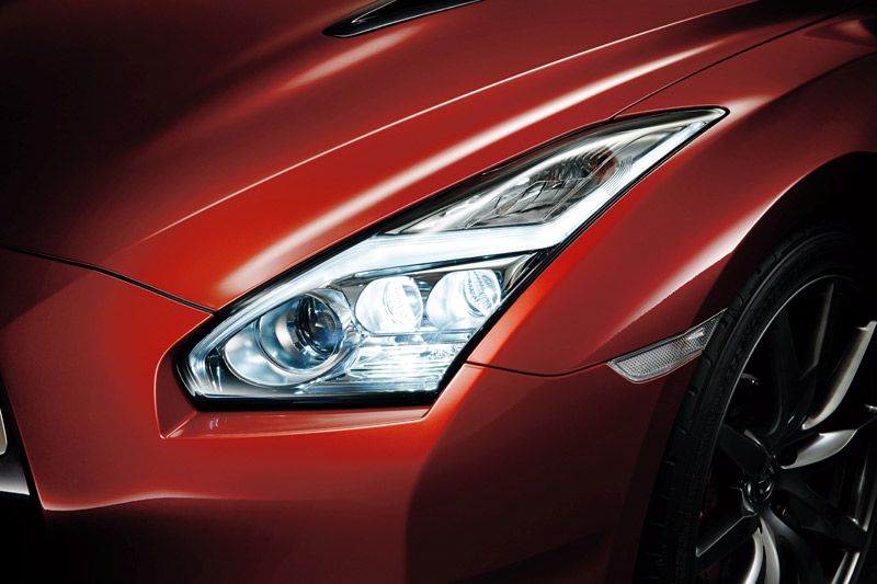 Nissan GT-R 2014, la bestia deportiva se actualiza
