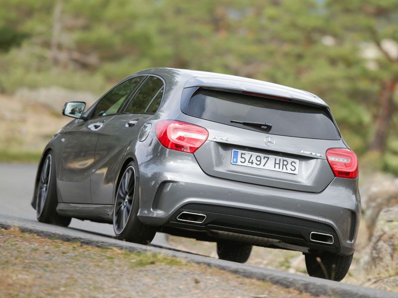Comparativa: Audi TT RS Plus vs Mercedes A 45 AMG
