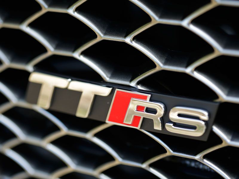 Comparativa: Audi TT RS Plus vs Mercedes A 45 AMG