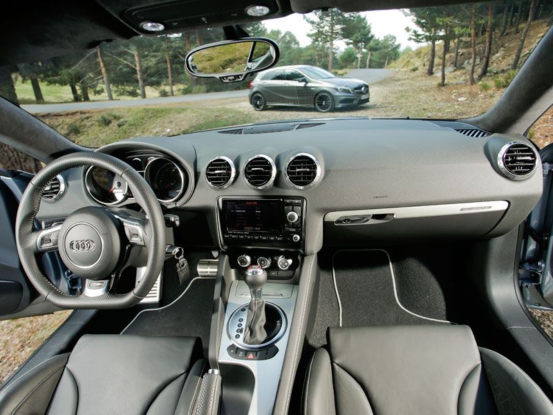 Comparativa: Audi TT RS Plus vs Mercedes A 45 AMG
