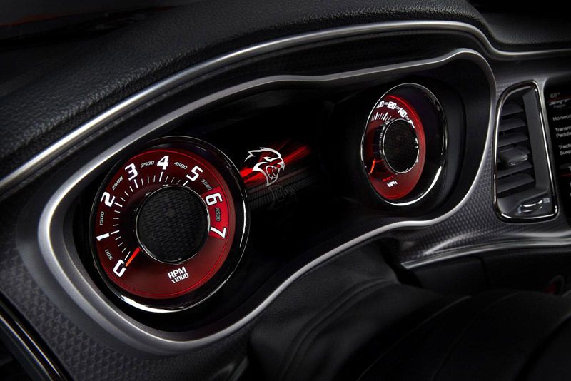 Dodge Challenger SRT 2015