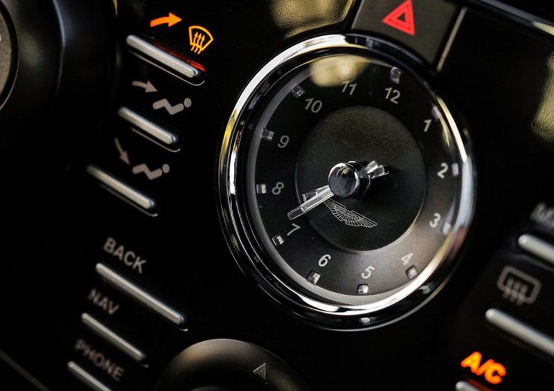 Aston Martin DB9 Carbon Edition