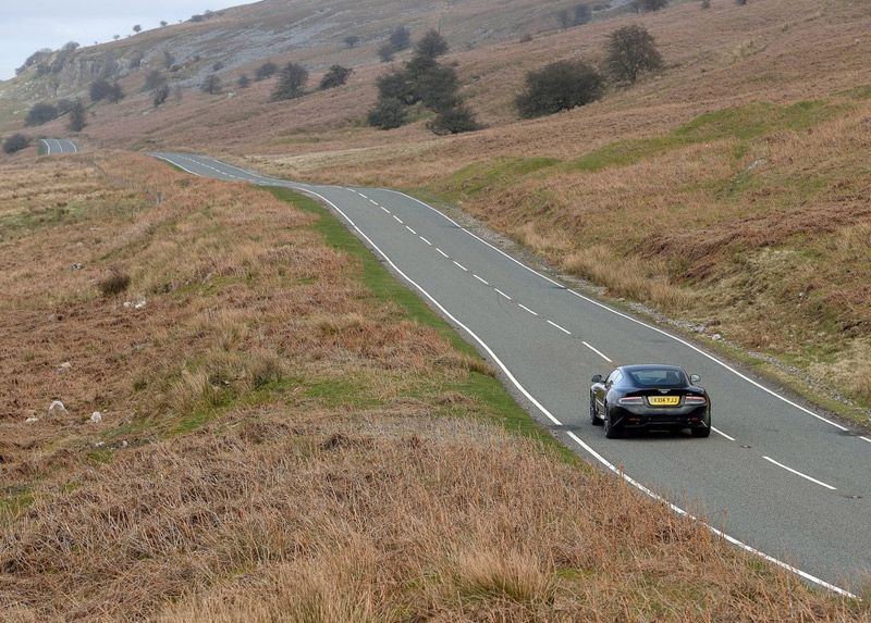 Aston Martin DB9 Carbon Edition