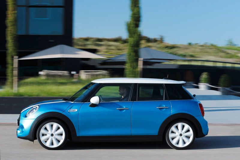 Nuevo Mini de 5 puertas