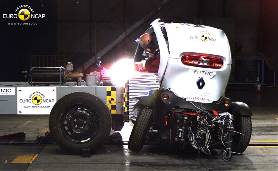 'Crash test' Euro NCAP a cuadriciclos