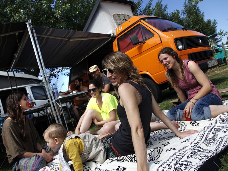 11 Concentración FurgoVolkswagen: la vida en furgoneta