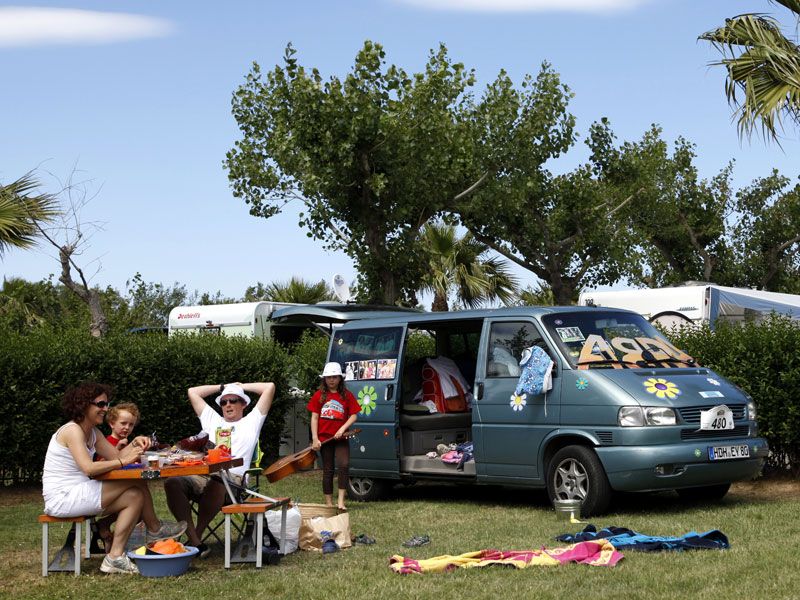 11 Concentración FurgoVolkswagen: la vida en furgoneta