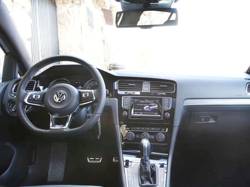Comparativa: Alfa Romeo Giulietta 2.0 JTDM  vs Volkswagen Golf 2.0 TDI