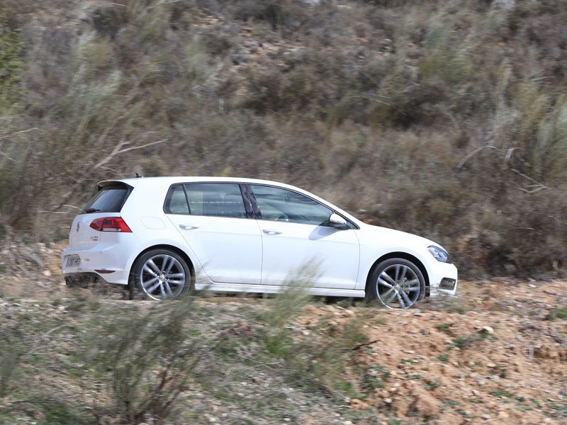 Comparativa: Alfa Romeo Giulietta 2.0 JTDM  vs Volkswagen Golf 2.0 TDI
