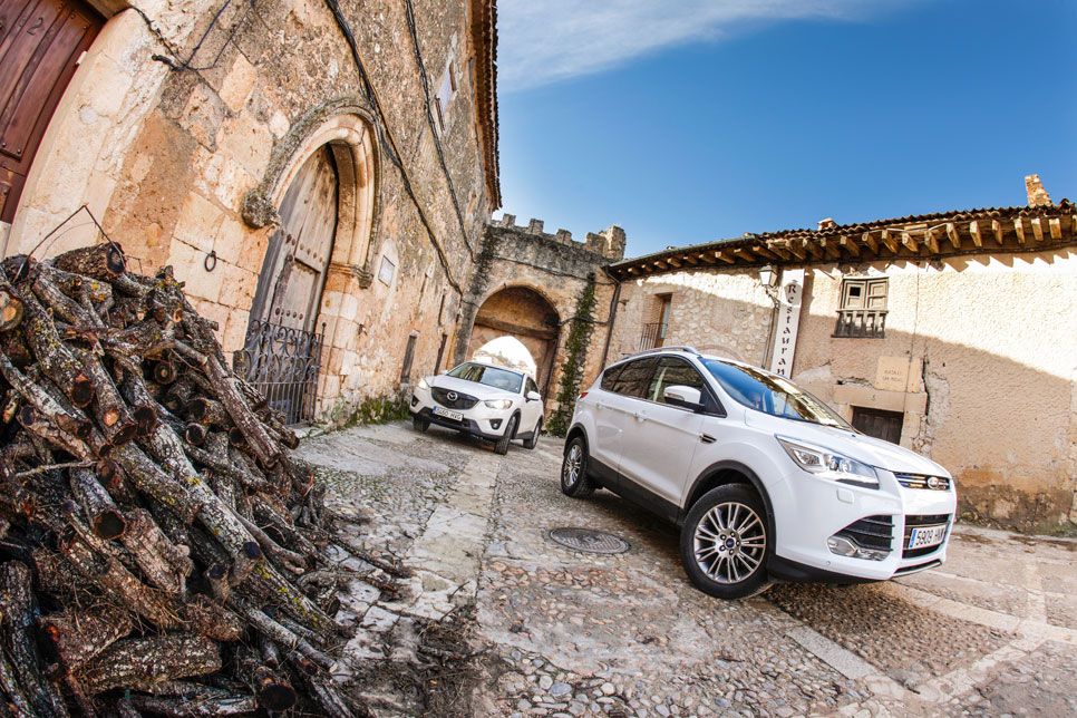 Comparativa: Ford Kuga 1.6 EcoBoost 4x2 vs Mazda CX-5 2.0 165 2WD