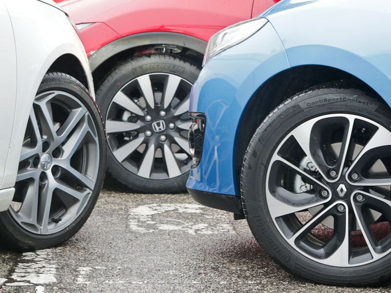 Honda Civic 1.6 I-DTEC vs Peugeot 308 1.6 e-HDI y Renault Mégane 1.6 DCI