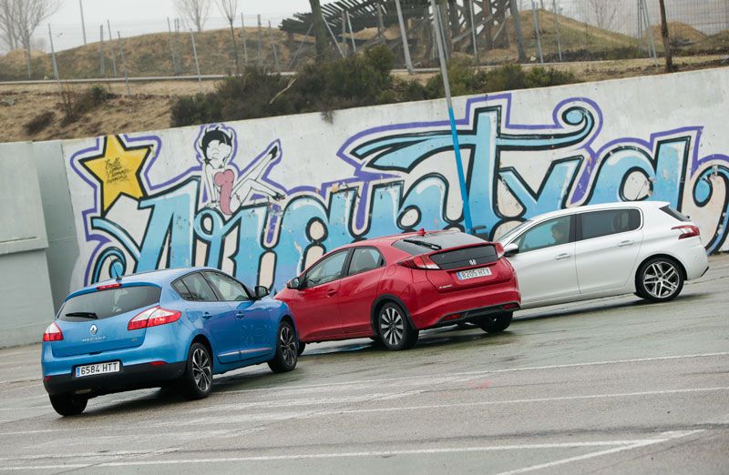 Honda Civic 1.6 I-DTEC vs Peugeot 308 1.6 e-HDI y Renault Mégane 1.6 DCI