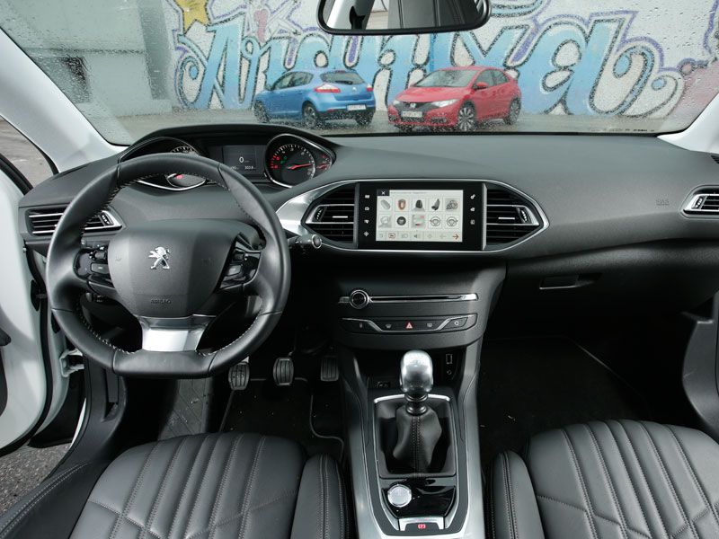 Honda Civic 1.6 I-DTEC vs Peugeot 308 1.6 e-HDI y Renault Mégane 1.6 DCI