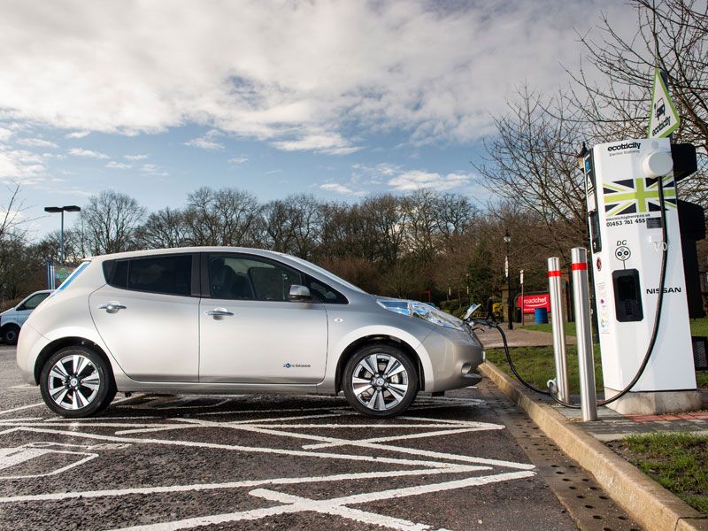 10 mitos del coche eléctrico
