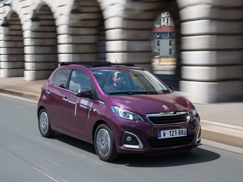 Contacto: Peugeot 108, personalizable