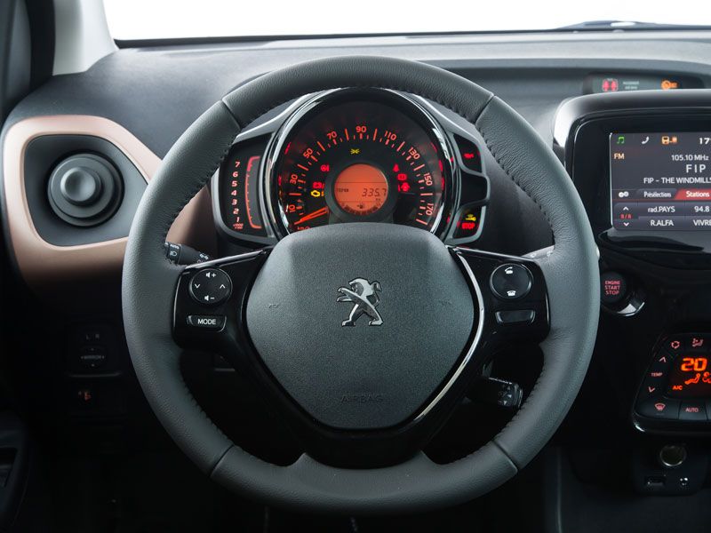Contacto: Peugeot 108, personalizable