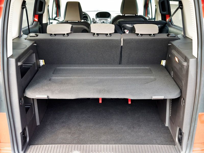 Contacto: Ford Tourneo Courier, el pequeño de la familia
