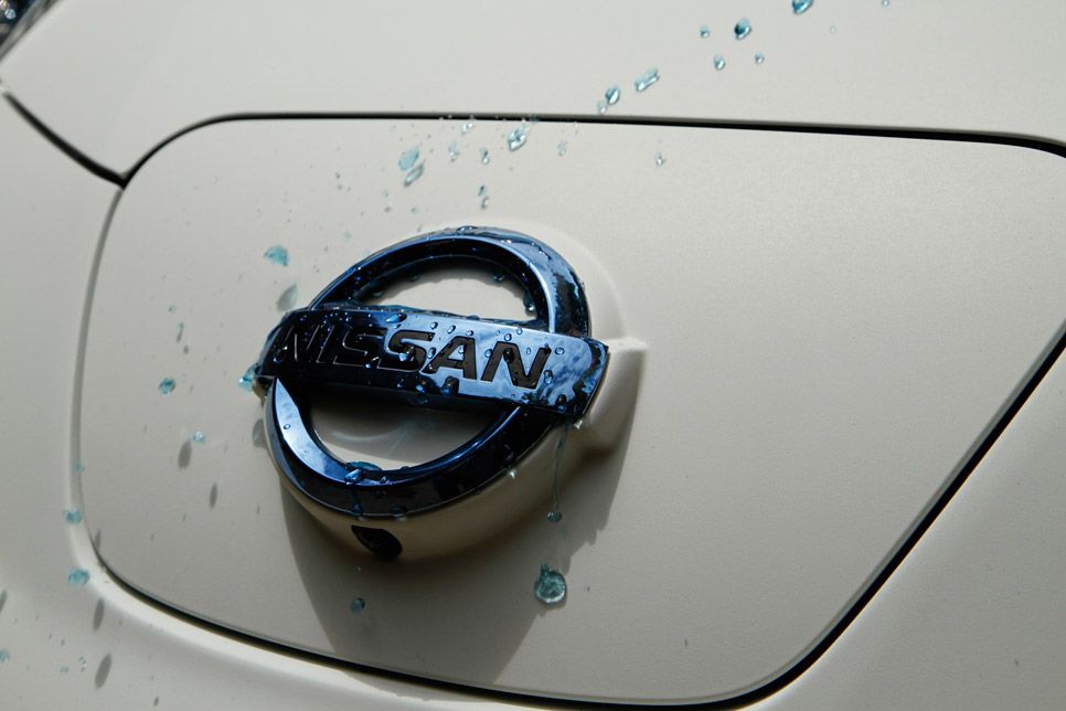 El Nissan Leaf que se limpia solo